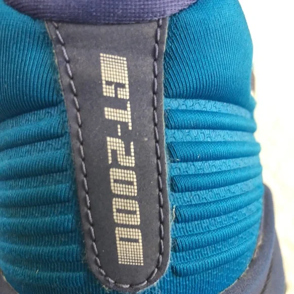 Asics GT-2000 Blue Athletic Footwear - Picture 4 of 8